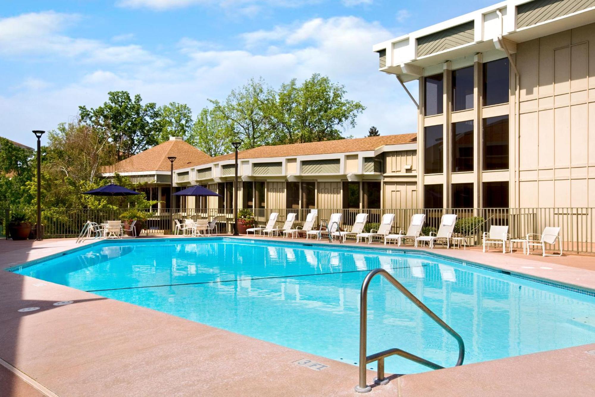 Hotel Doubletree By Hilton Sacramento Exterior foto